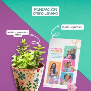 Tarjeta de celebración + Planta en una matera pintada por niñas de la Fundación